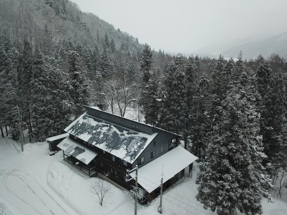 Bears Den Mountain Lodge Хакуба-Мура Экстерьер фото